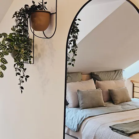 아파트 Elegantes Loft Mit 2 Etagen Im Koenigsviertel 드레스덴