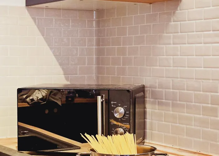 Elegantes Loft Mit 2 Etagen Im Koenigsviertel